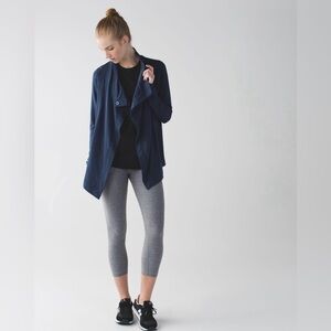 Lululemon Women’s Coast Wrap Heathered Mod Naval Blue. Size 4